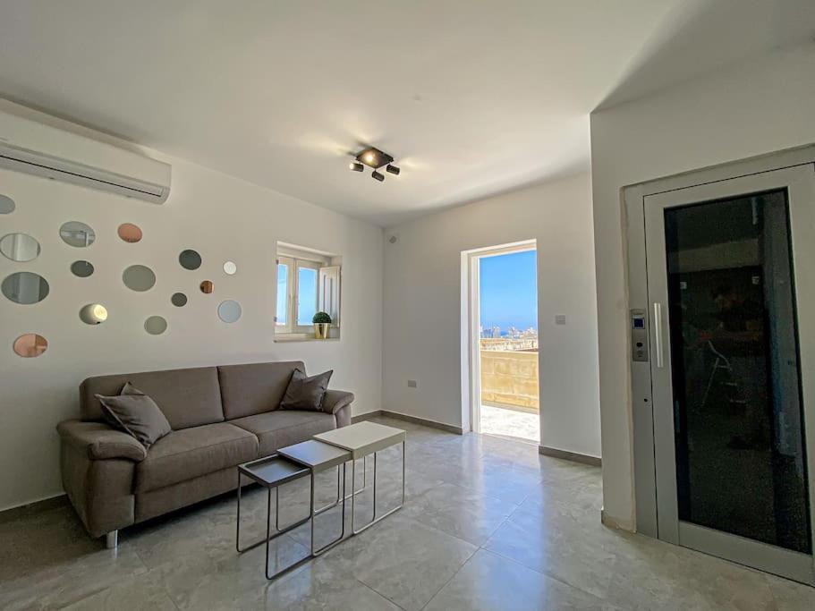 Ferienwohnung Designer Duplex Penthouse In Floriana Exterior foto