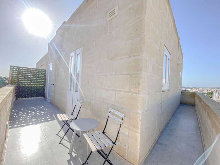 Ferienwohnung Designer Duplex Penthouse In Floriana Exterior foto